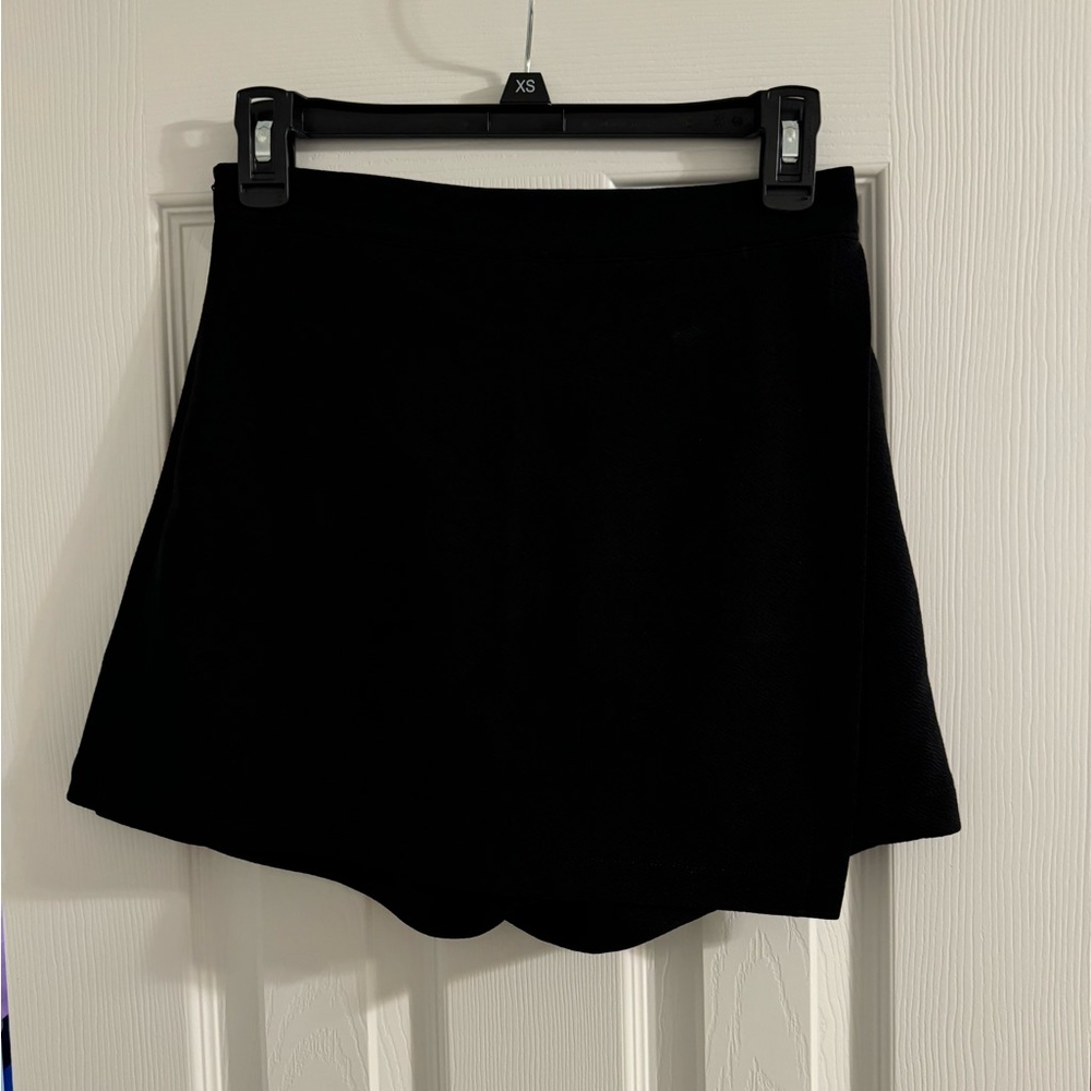 Black Wrap Skort Size M